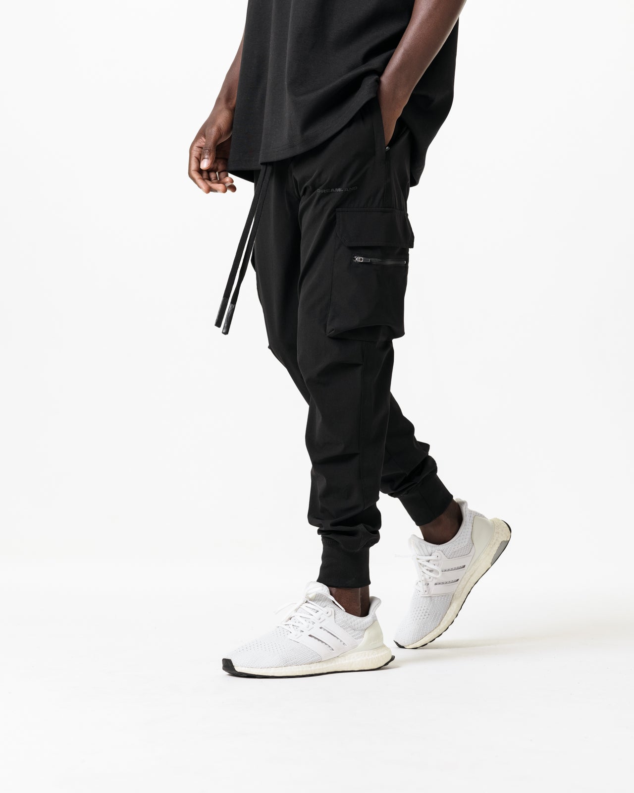 Black fleece cargo discount pants